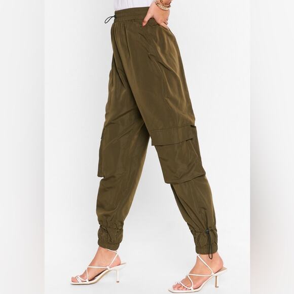 Nasty Gal Cargo Back There High-Waisted Drawstring Pants NWT - Picture 3 of 12